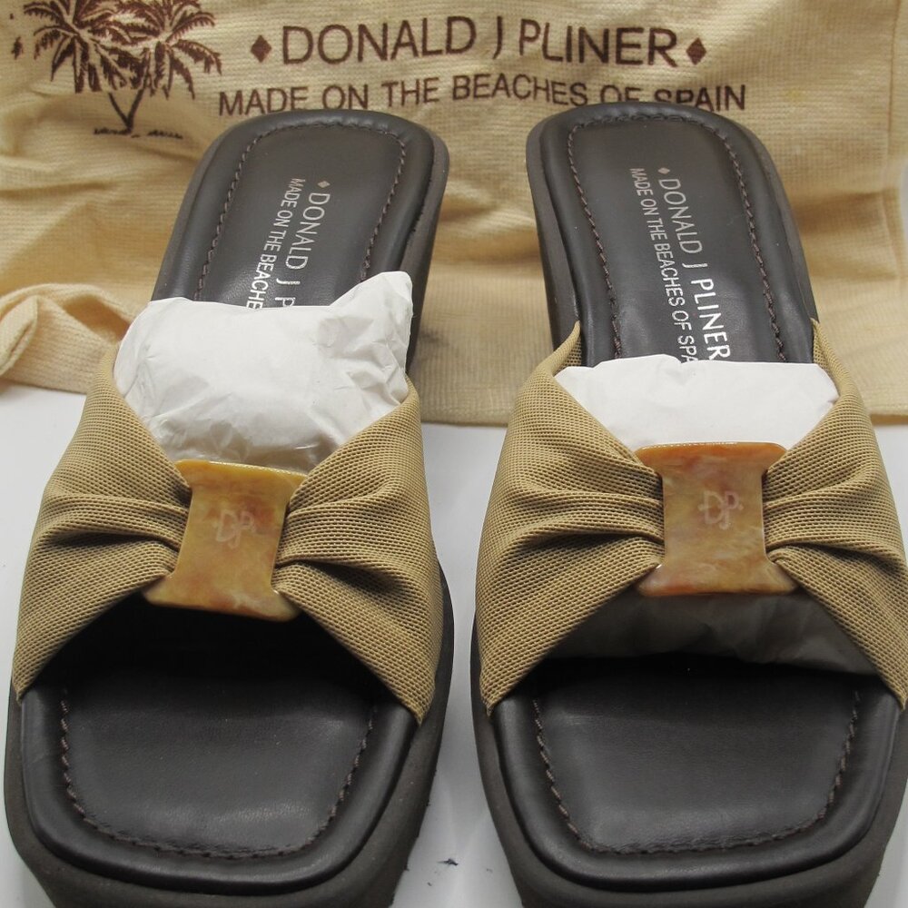 Donald J Pliner camel mesh wedge sandal   8.5  NWT